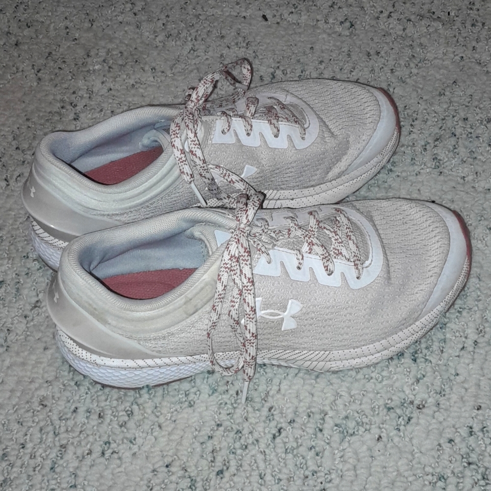 PINK UNDER ARMOUR CHARGED ATHLETIC SNEAKERS RUNNING SHOES WOMENS SIZE 8